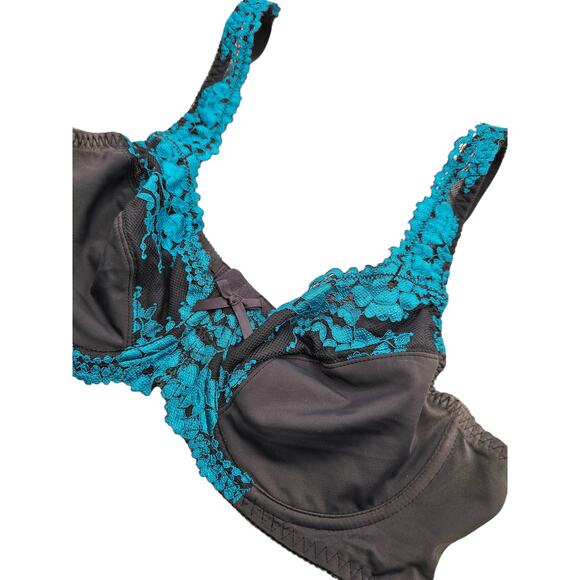 Curve Muse Womens Sz 38B Unlined T Shirt Bra Black Blue Lace Trim Sexy - Picture 2 of 5
